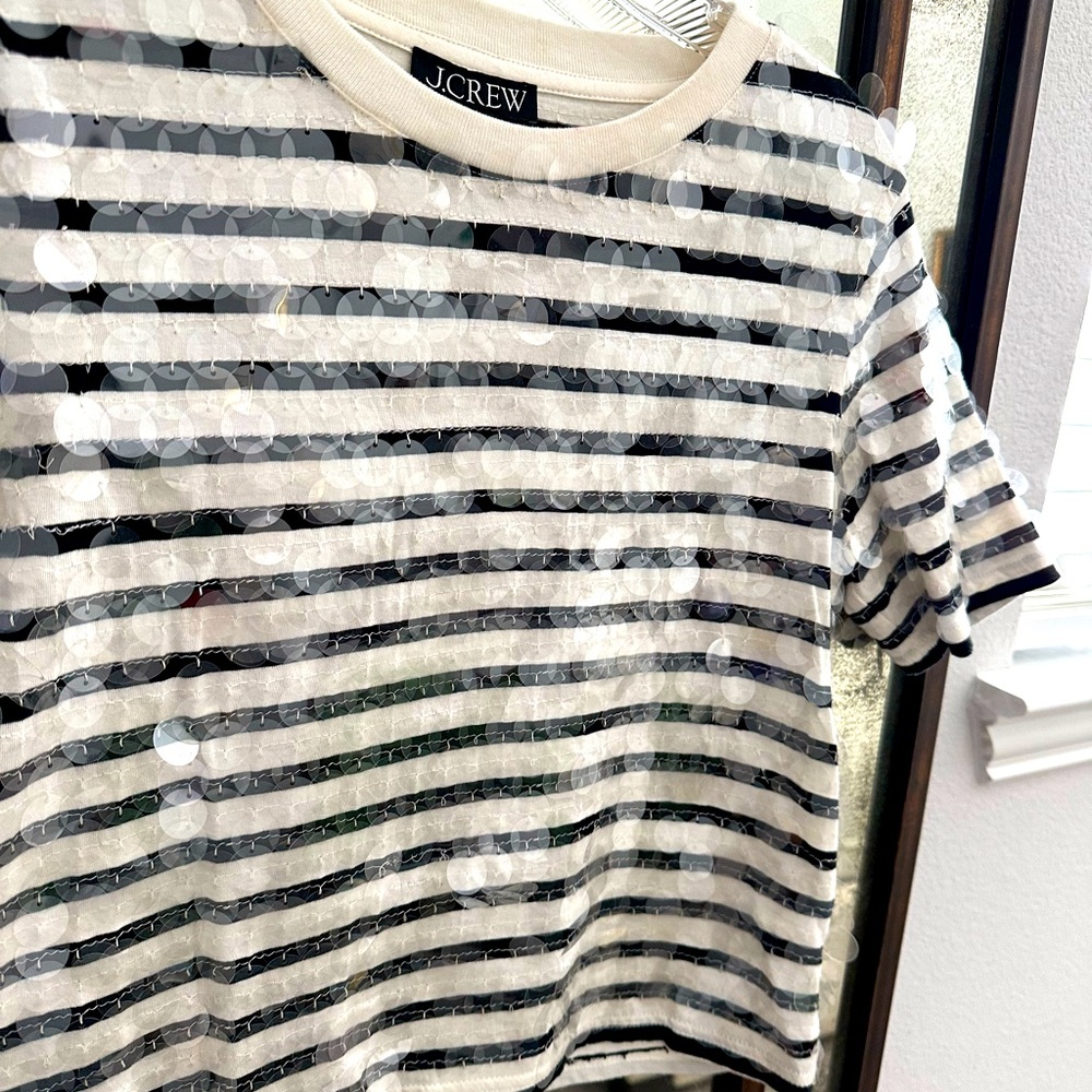J.Crew Black and White Sequin T shirt size xxs